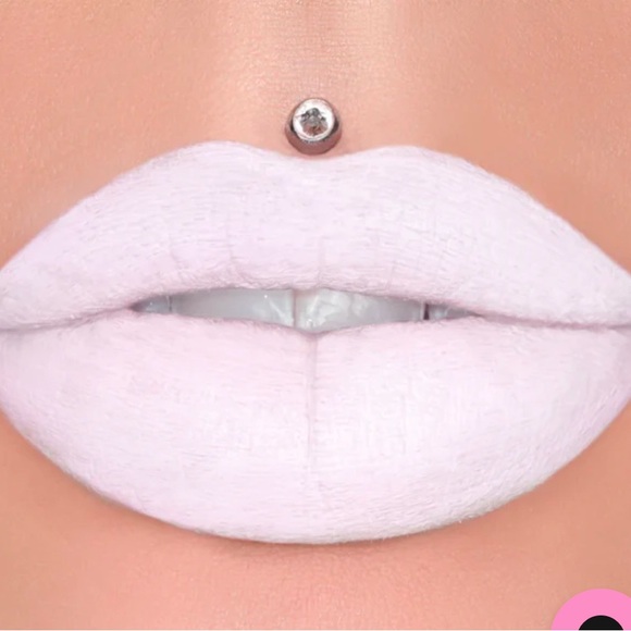 Set of 2 Jeffree Star Velvet Trap Lip-Shades- Gods Gift & Drill Sergeant - Picture 2 of 7